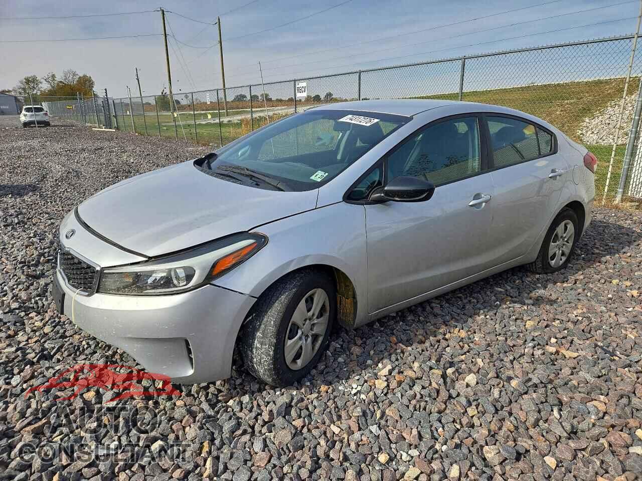 KIA FORTE 2018 - 3KPFK4A71JE236253