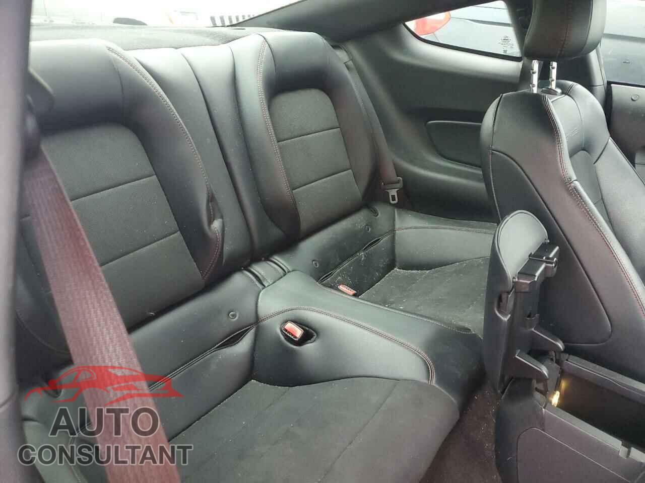 FORD MUSTANG 2016 - 1FA6P8CF0G5261409