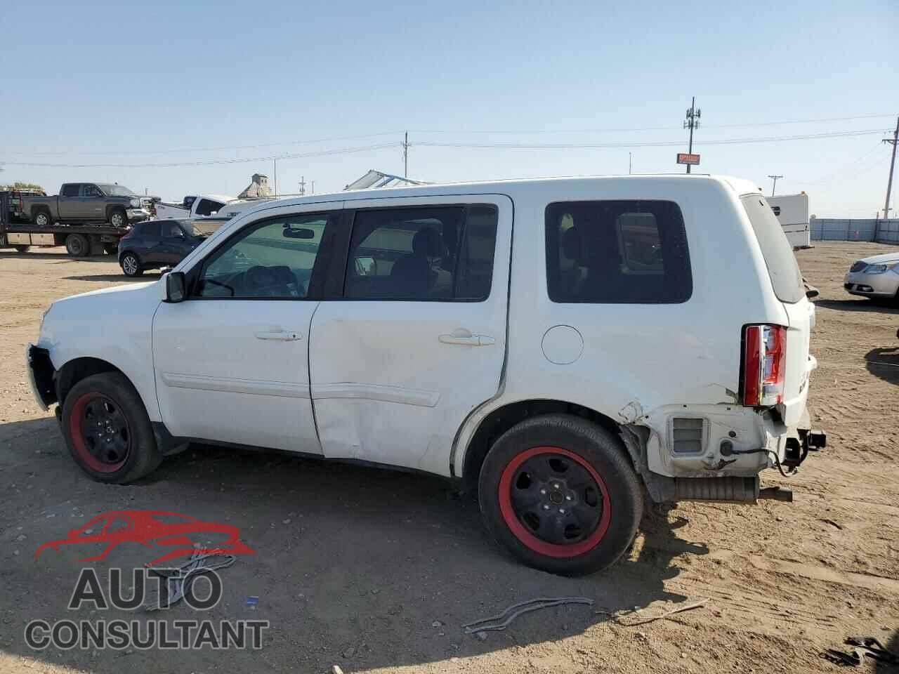 HONDA PILOT 2013 - 5FNYF3H42DB013592