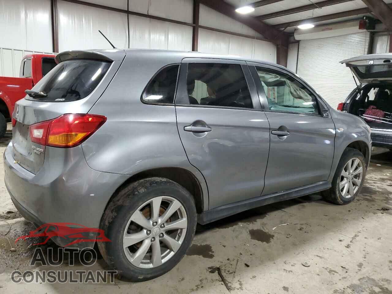 MITSUBISHI OUTLANDER 2015 - 4A4AR3AU8FE040165