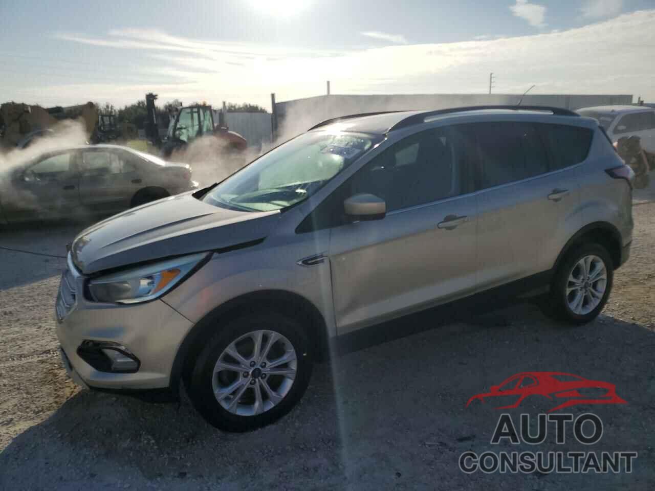 FORD ESCAPE 2018 - 1FMCU0GD4JUB51147