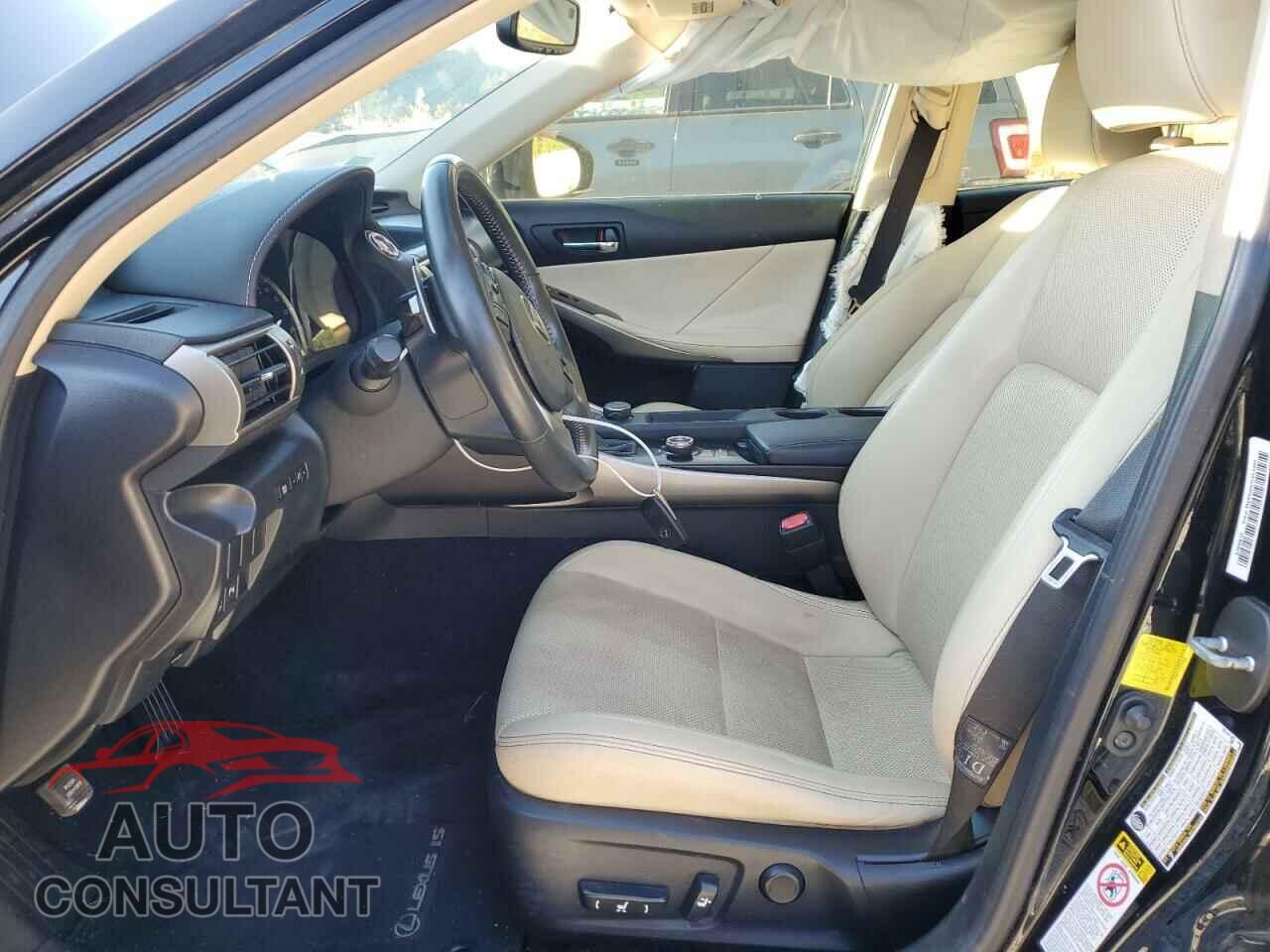 LEXUS IS 2014 - JTHBF1D21E5016080