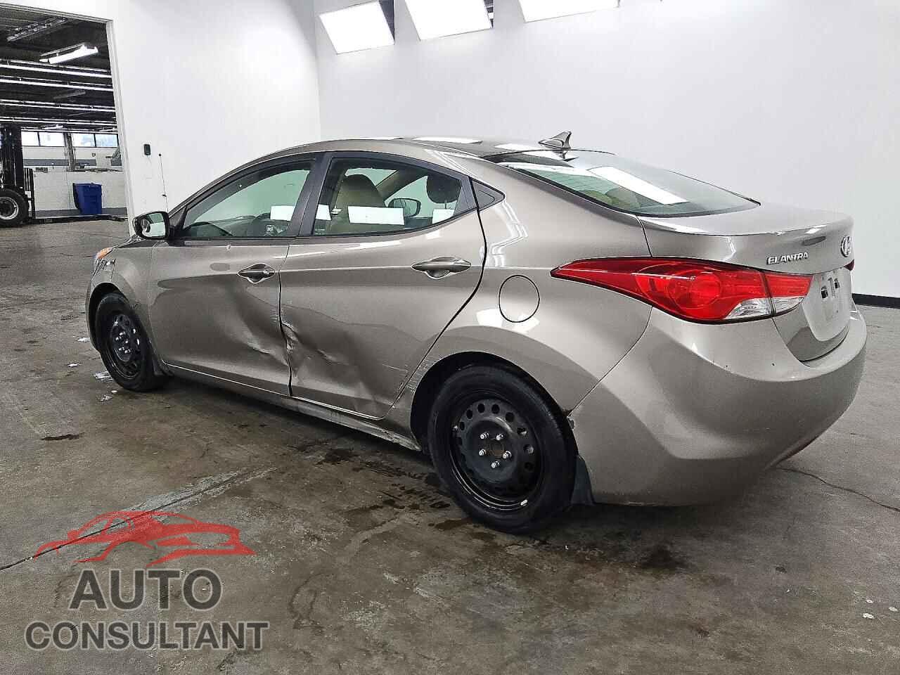 HYUNDAI ELANTRA 2012 - 5NPDH4AE4CH112352
