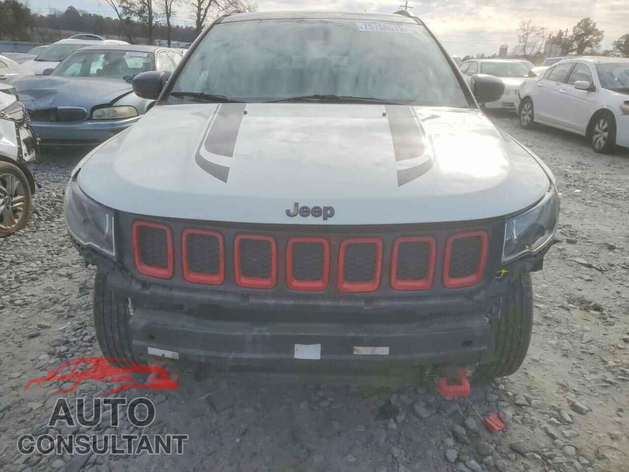 JEEP COMPASS 2017 - 3C4NJDDB8HT667094