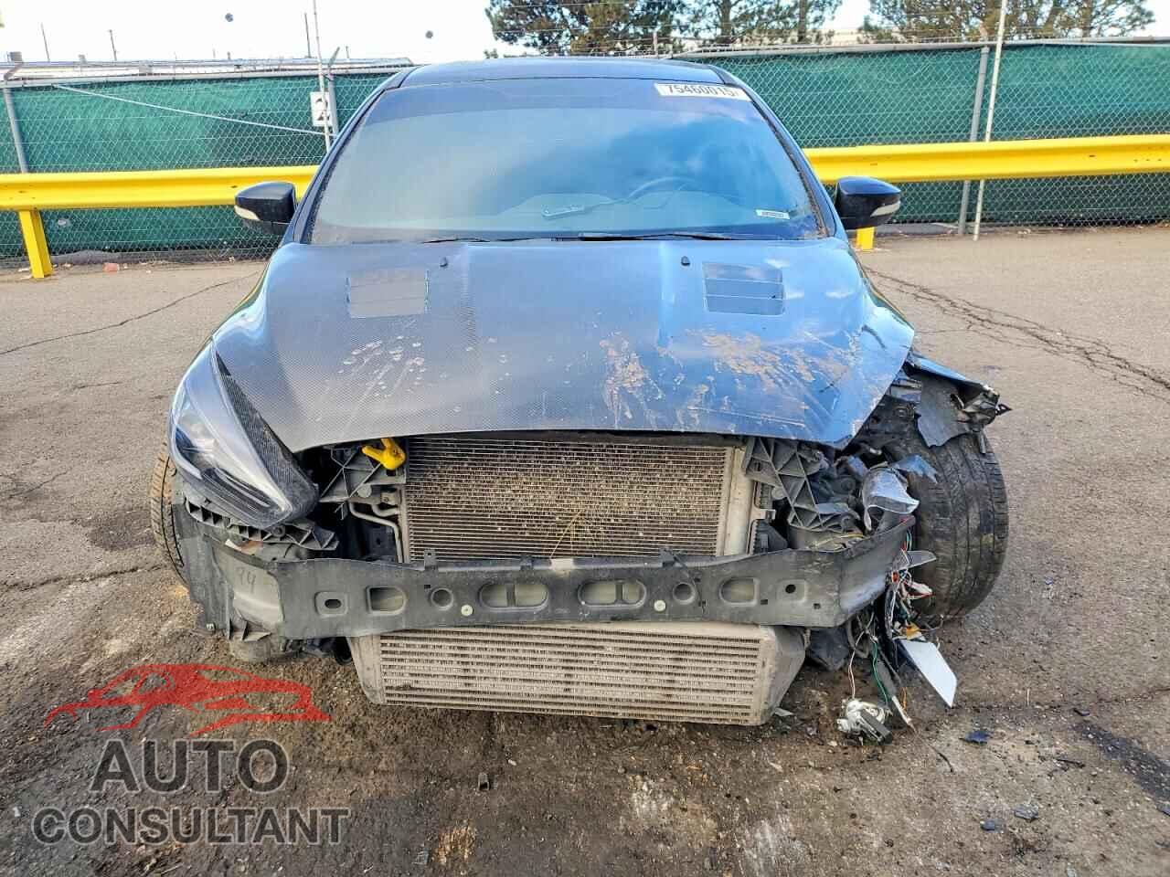 FORD FOCUS 2017 - 1FADP3L97HL277110