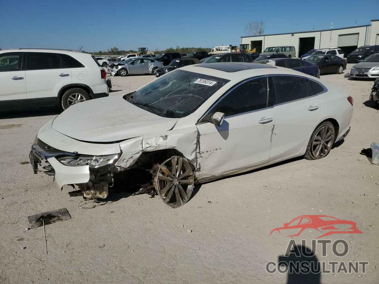 CHEVROLET MALIBU 2019 - 1G1ZE5SX4KF122062