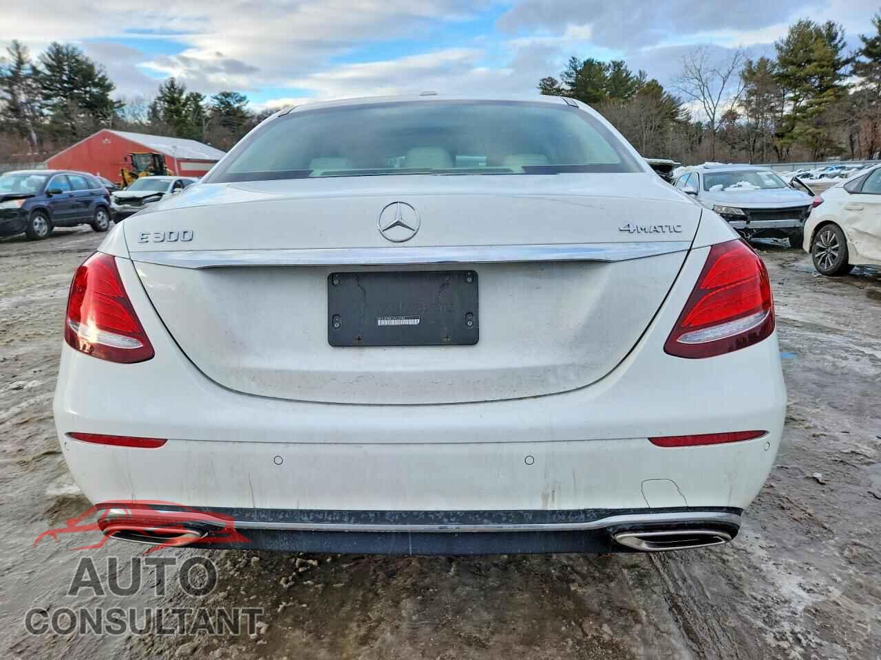 MERCEDES-BENZ E-CLASS 2018 - WDDZF4KB7JA413983