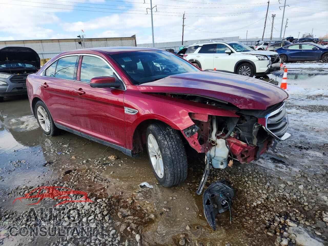 FORD TAURUS 2019 - 1FAHP2E82KG100643