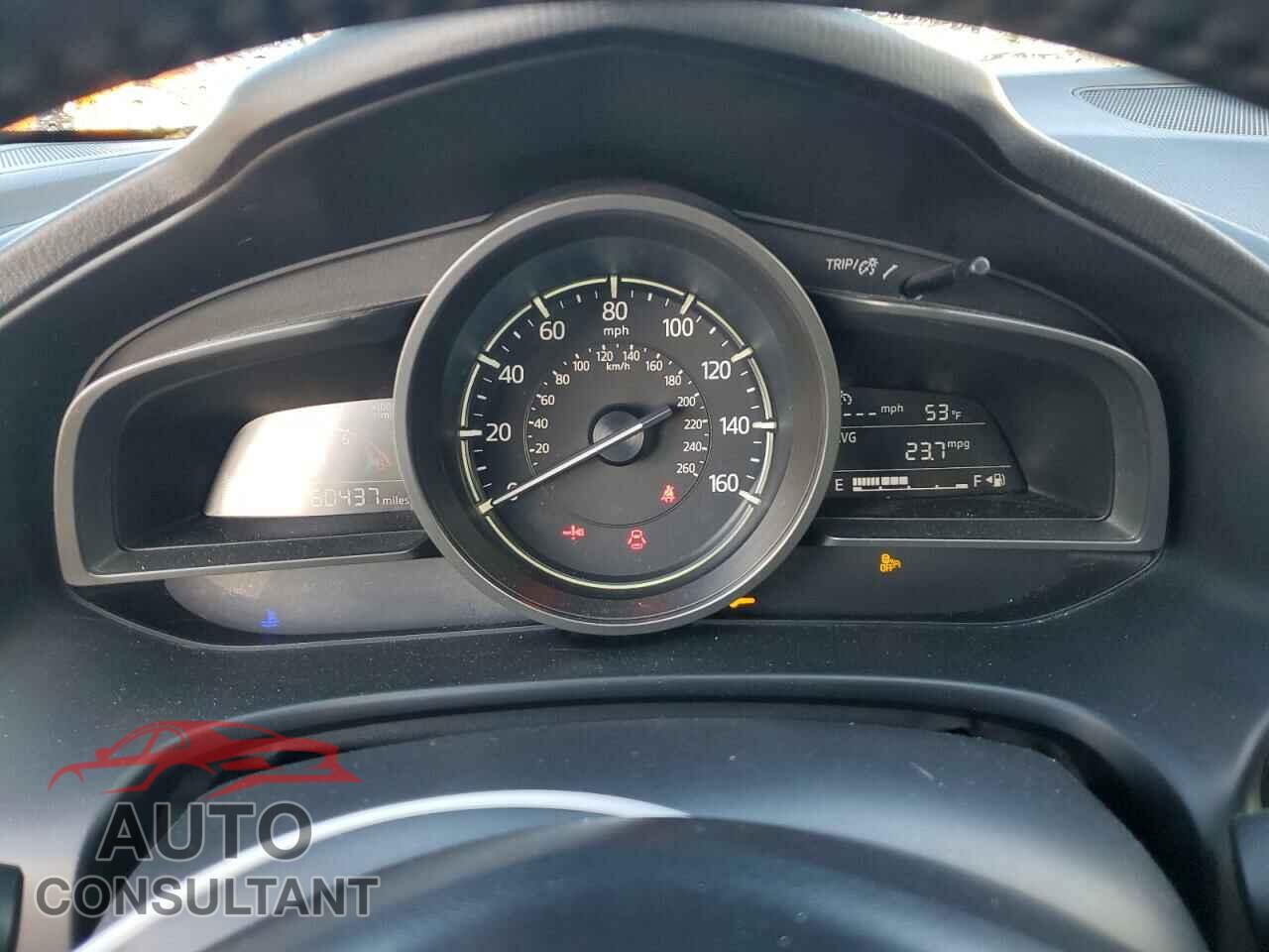 MAZDA 3 2017 - 3MZBN1L77HM120344