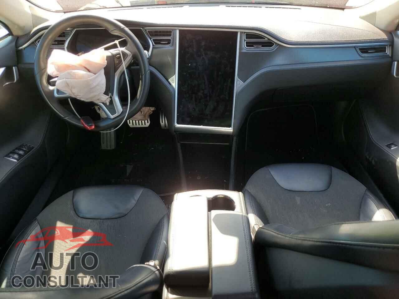 TESLA MODEL S 2013 - 5YJSA1CP6DFP25730