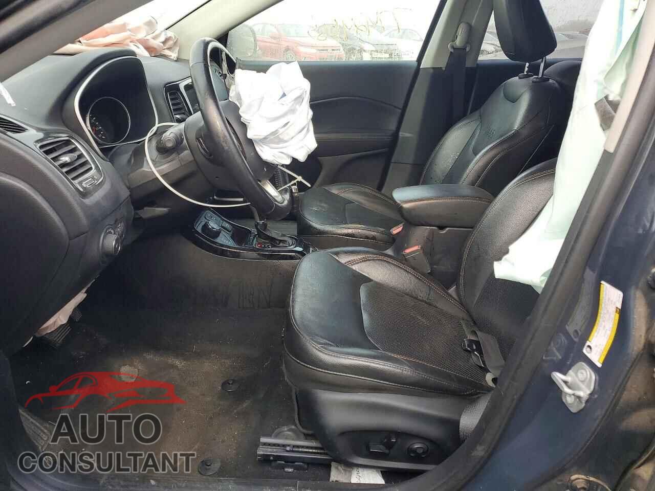 JEEP COMPASS 2018 - 3C4NJDCBXJT419016