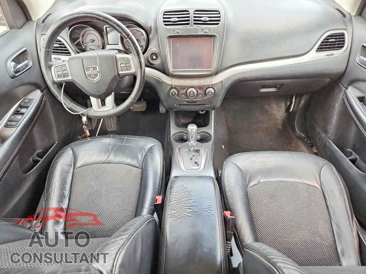 DODGE JOURNEY 2015 - 3C4PDCGB2FT670253