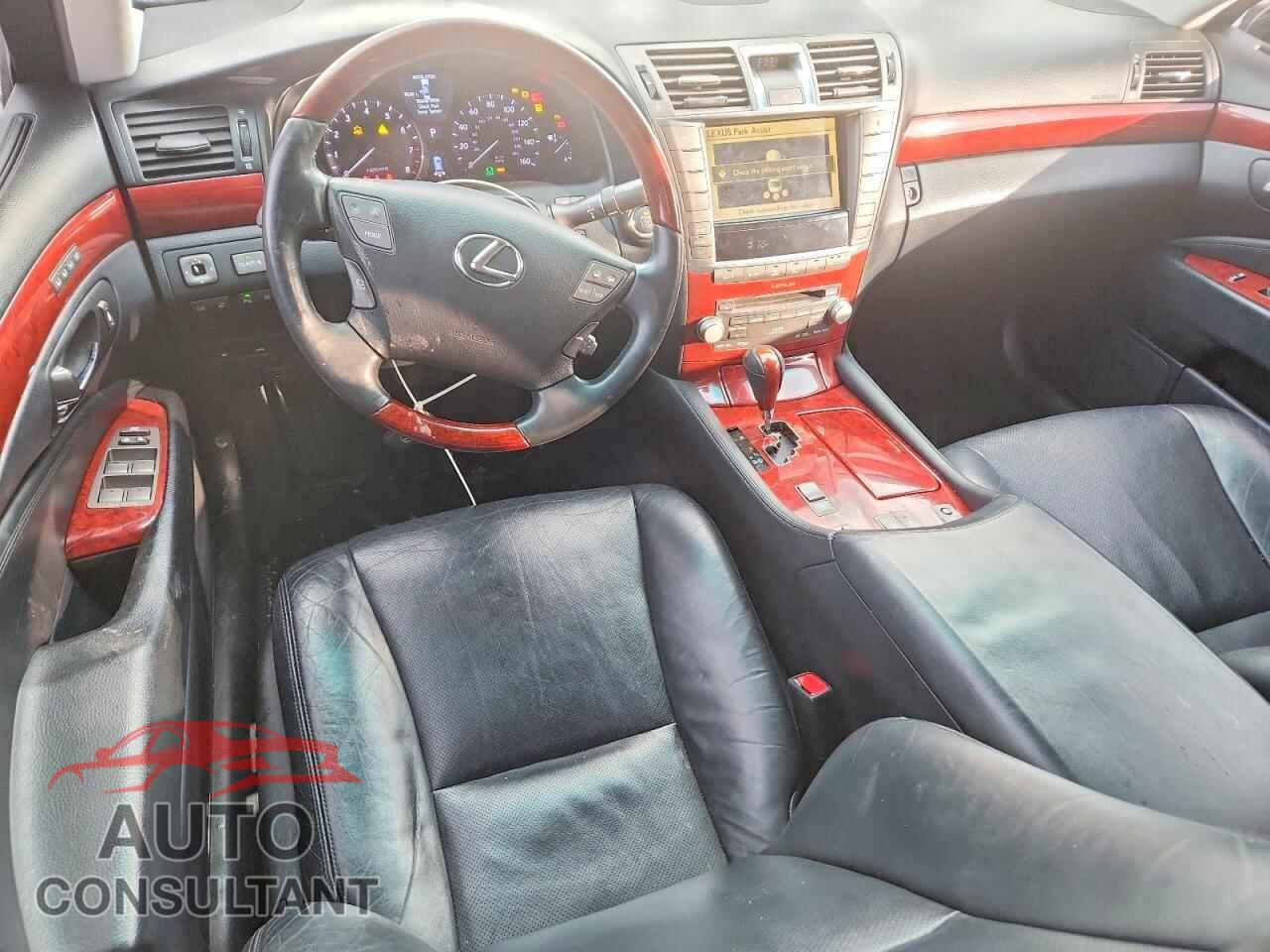 LEXUS LS 460 2011 - JTHCL5EF1B5010684