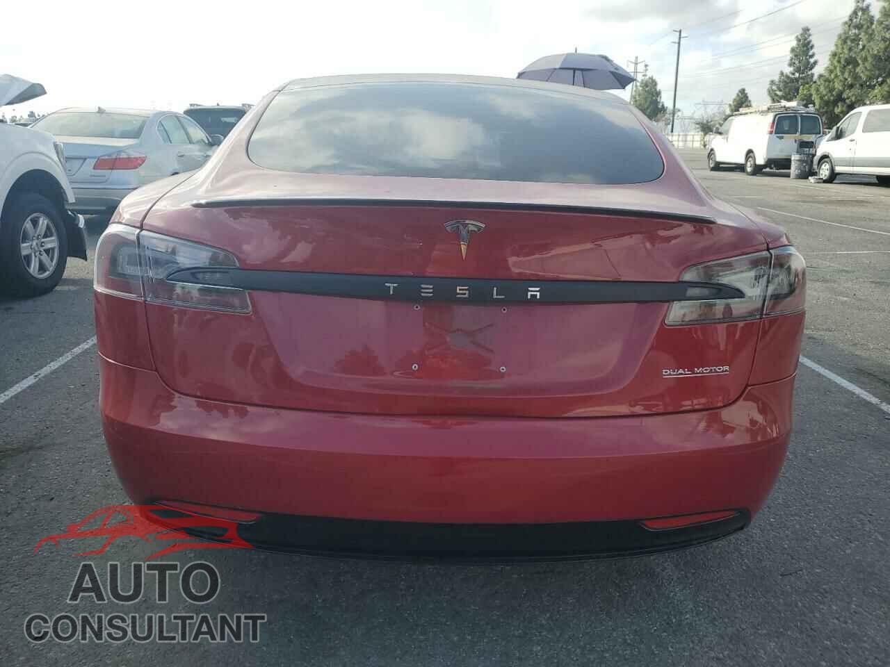 TESLA MODEL S 2017 - 5YJSA1E2XHF202606