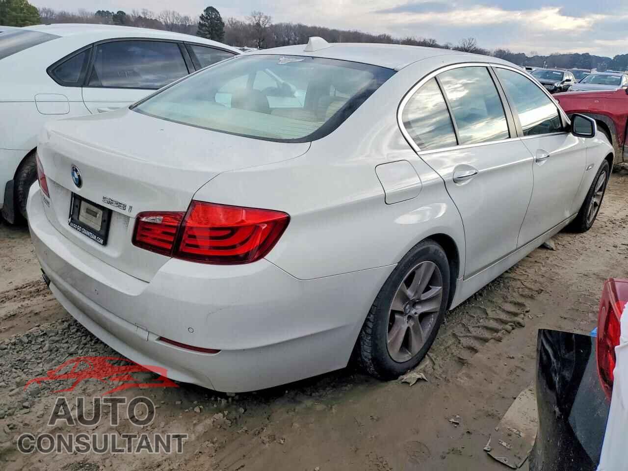 BMW 5 SERIES 2012 - WBAXG5C59CDX03153