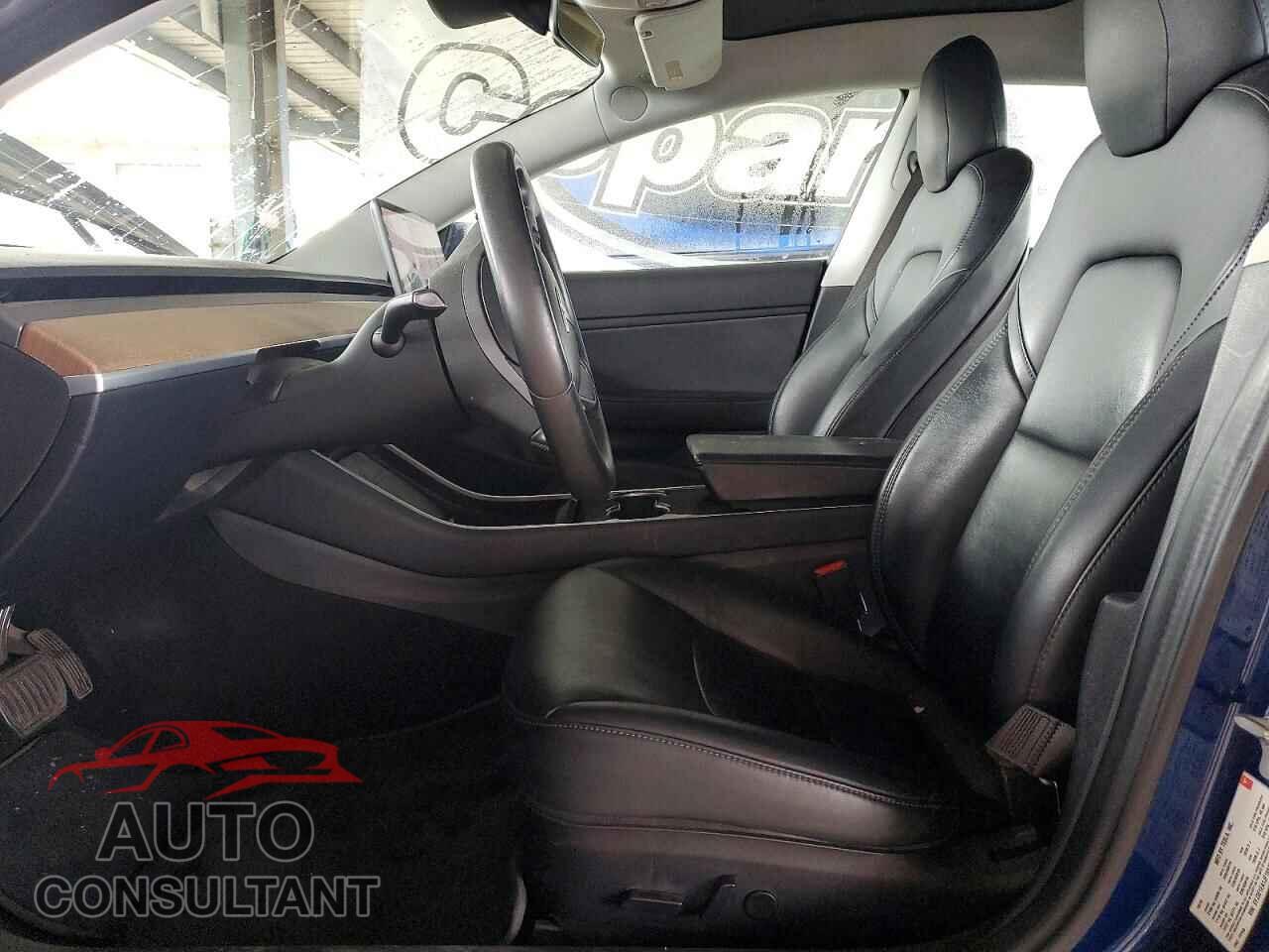 TESLA MODEL 3 2018 - 5YJ3E1EA1JF102481