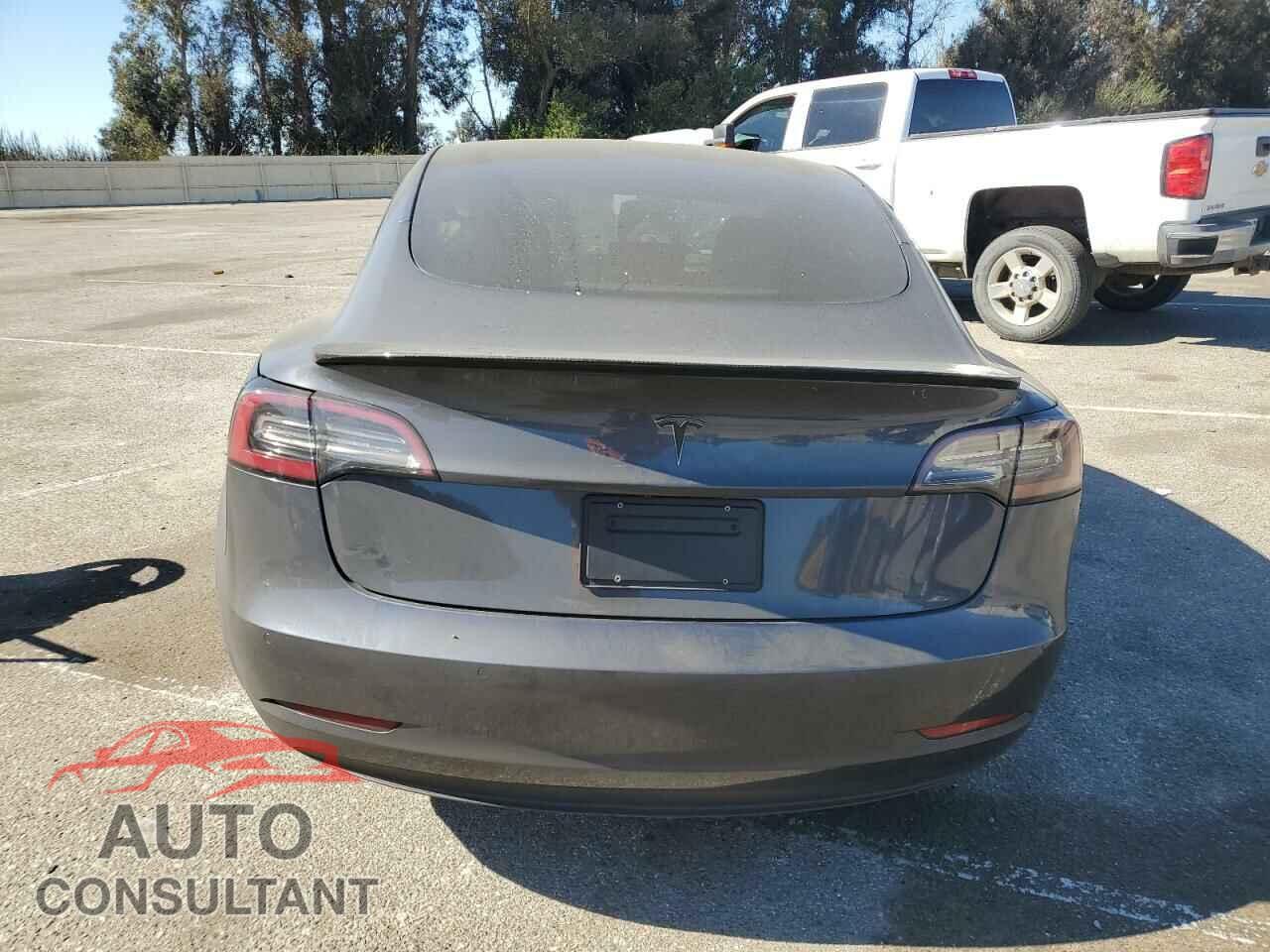 TESLA MODEL 3 2021 - 5YJ3E1EA5MF872980