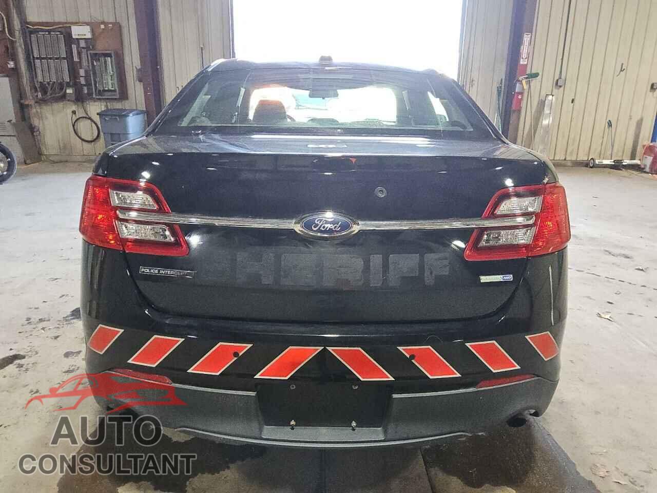 FORD TAURUS 2017 - 1FAHP2MK0HG130181