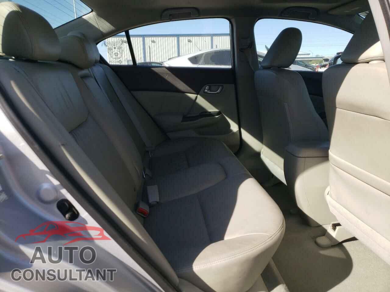 HONDA CIVIC 2012 - 2HGFB2F95CH557753