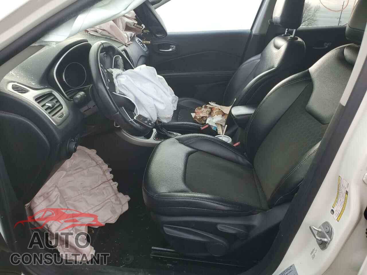 JEEP COMPASS 2017 - 3C4NJDBB2HT693354