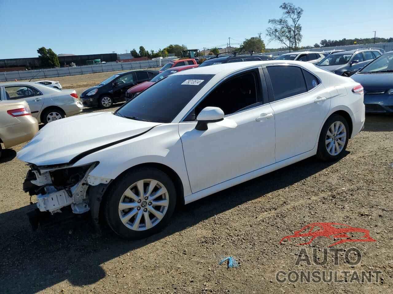 TOYOTA CAMRY 2018 - 4T1B11HK5JU126183