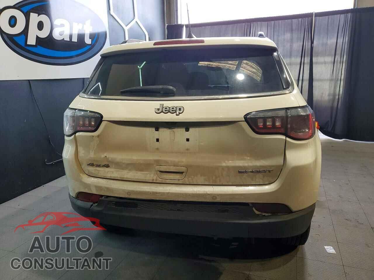 JEEP COMPASS 2020 - 3C4NJDAB2LT256495