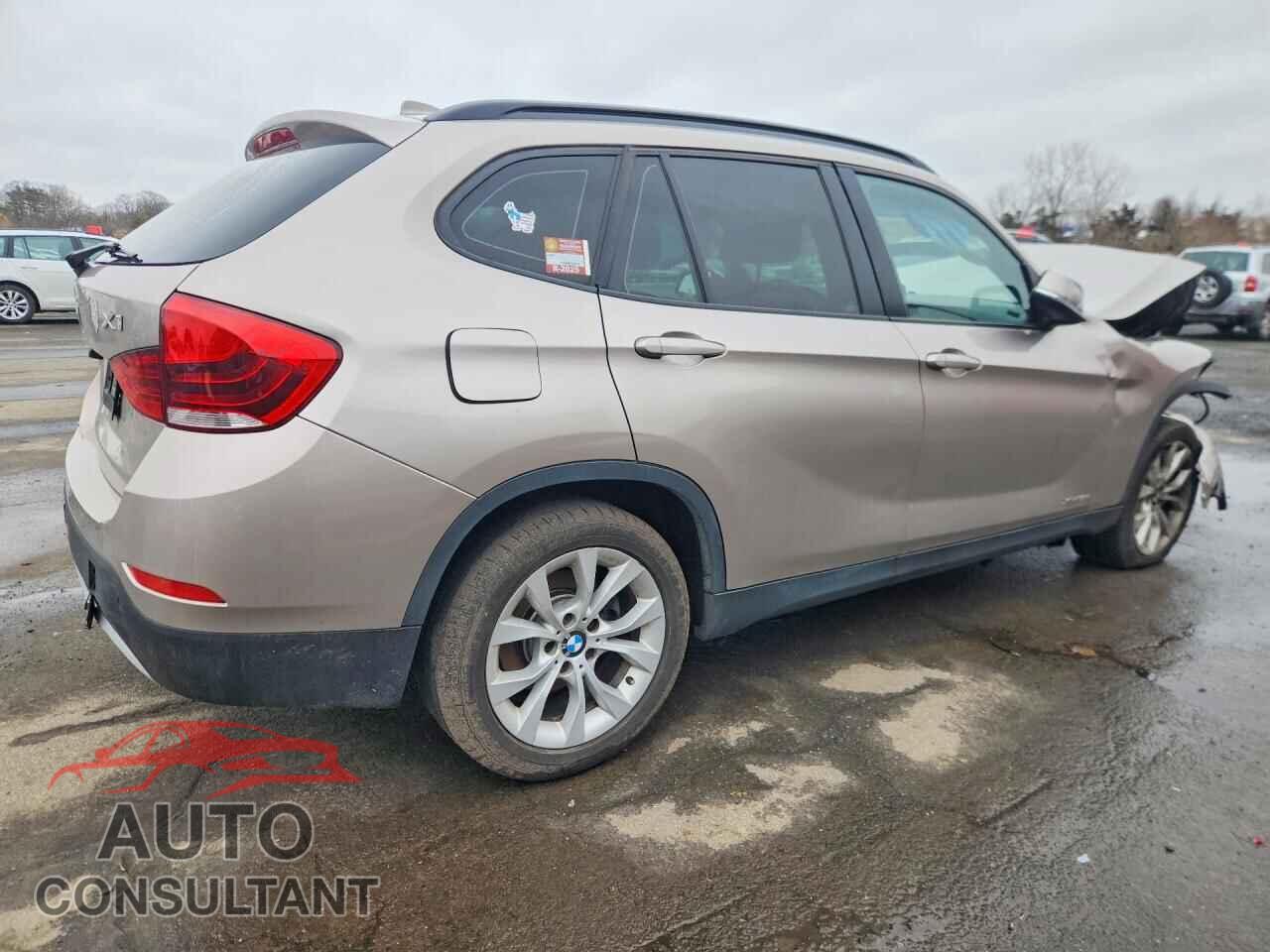 BMW X1 2013 - WBAVL1C55DVR82432