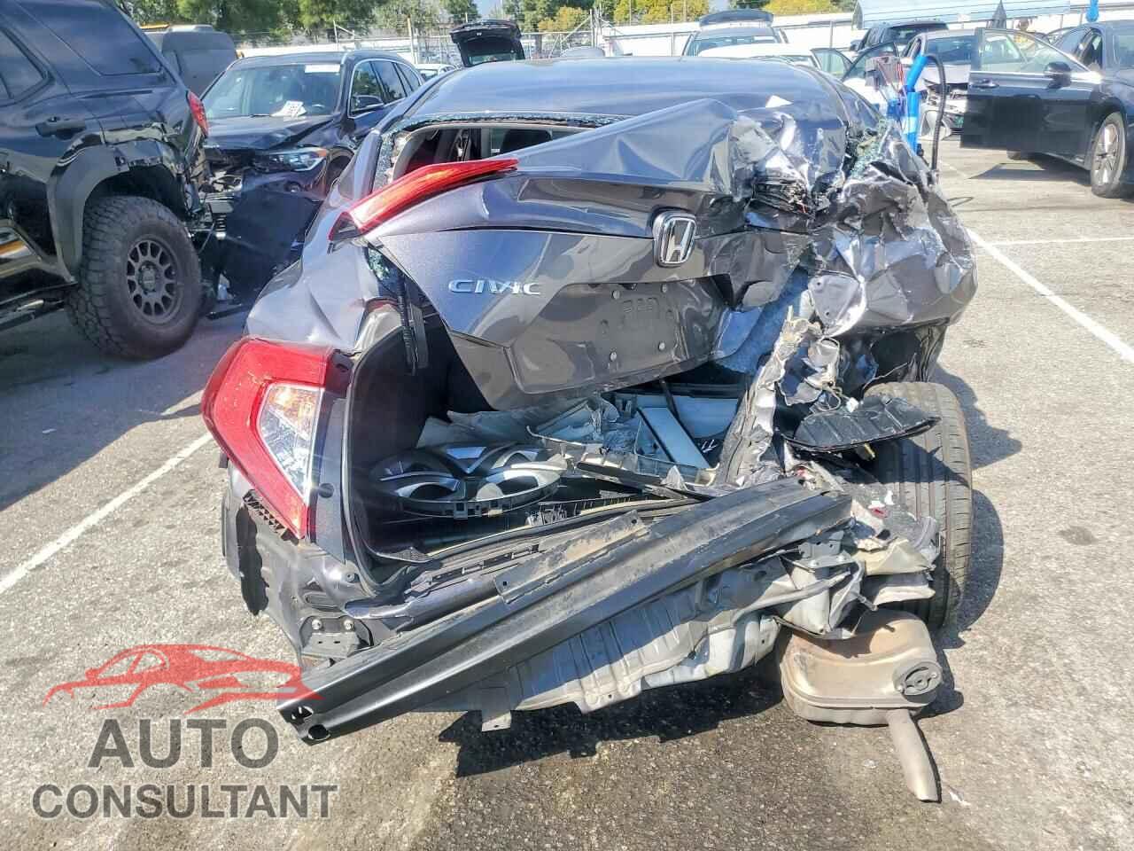 HONDA CIVIC 2018 - 2HGFC2F56JH592051