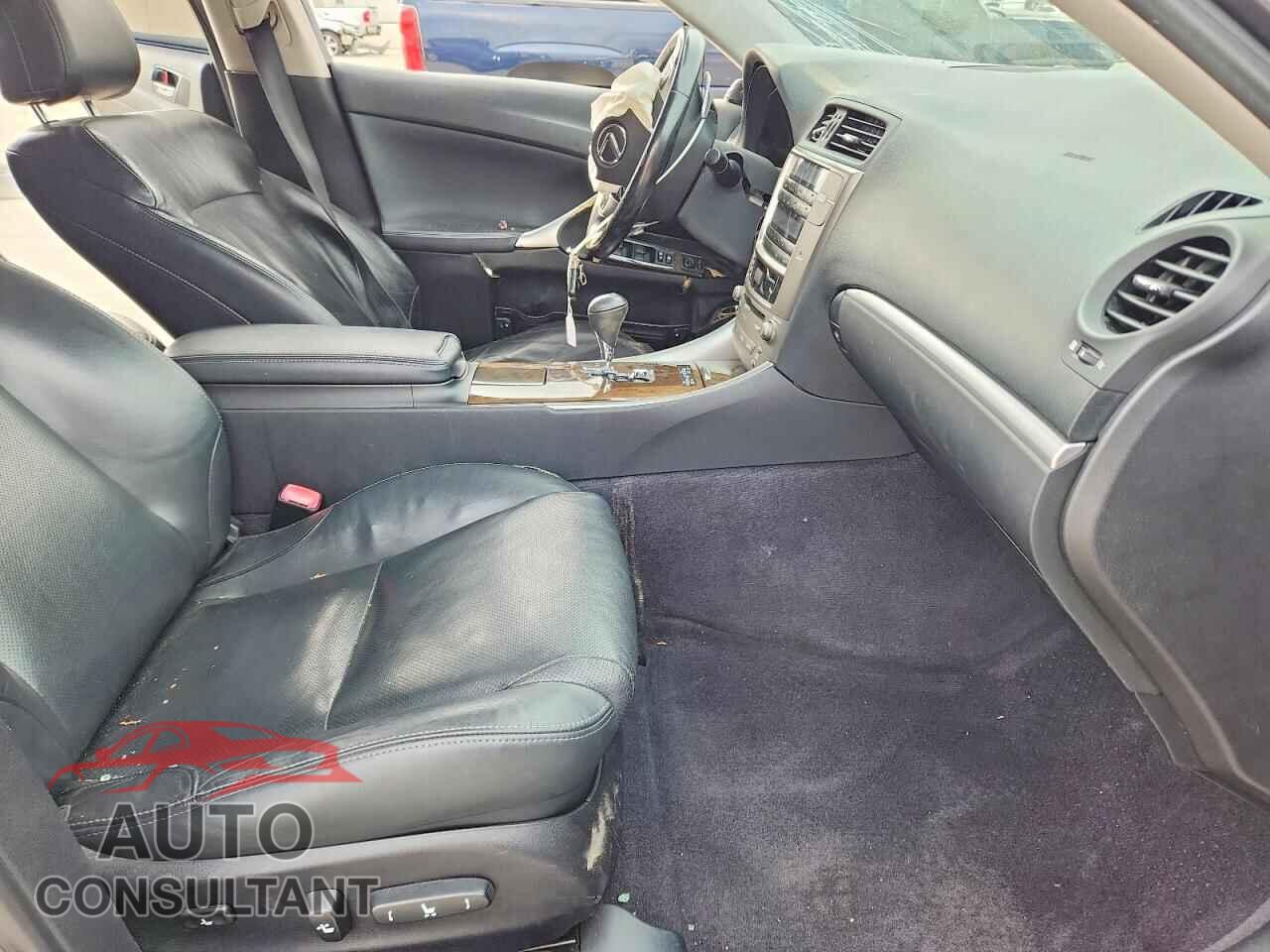 LEXUS IS 2012 - JTHBF5C24C5158106