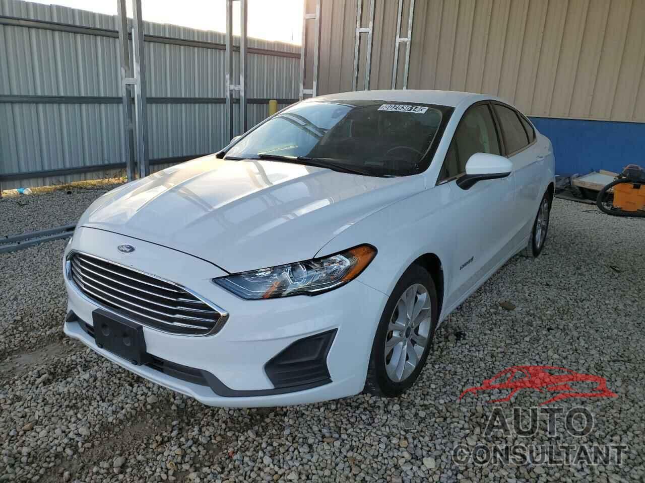 FORD FUSION 2019 - 3FA6P0LU8KR125888