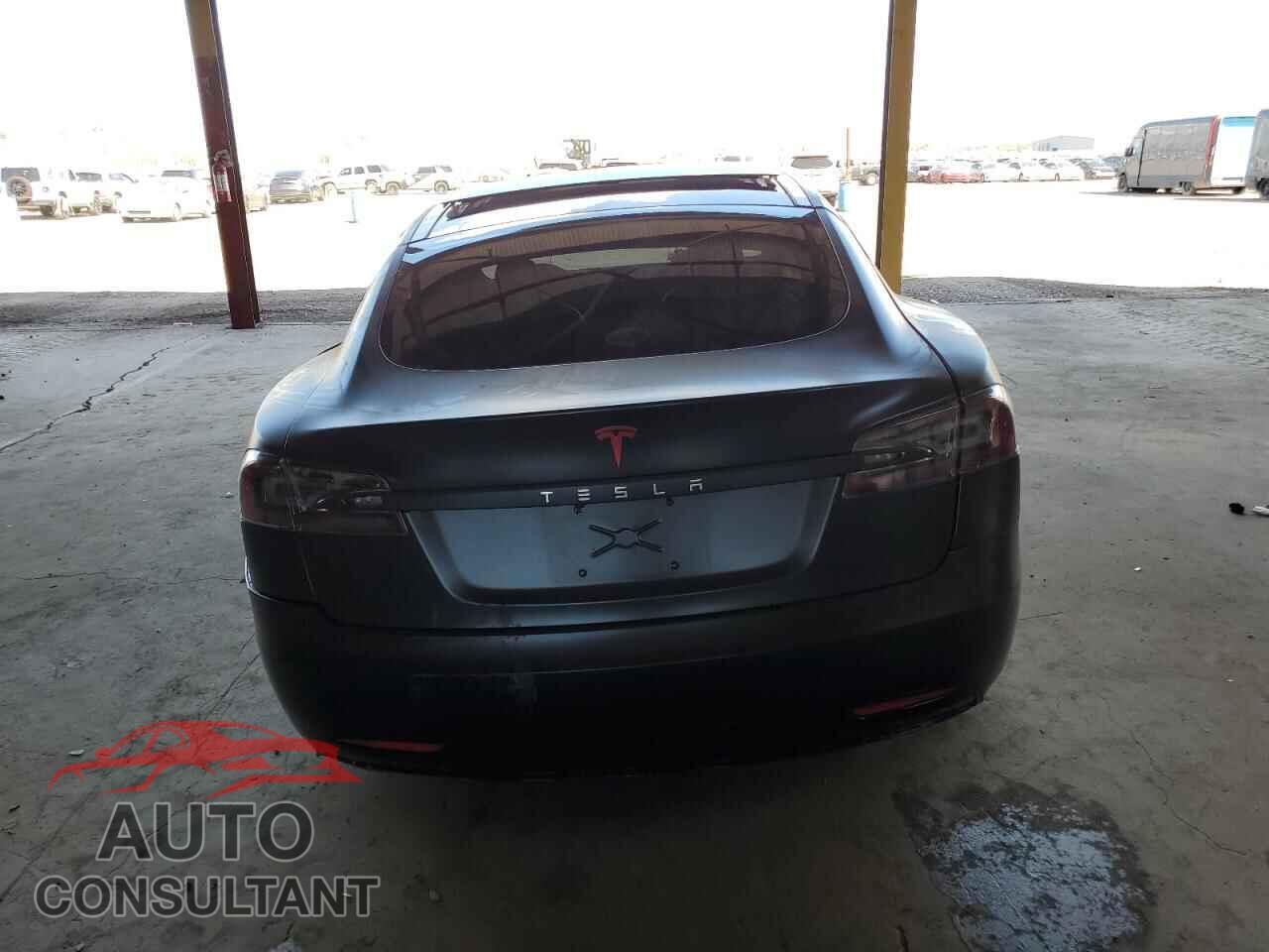 TESLA MODEL S 2018 - 5YJSA1E42JF286749