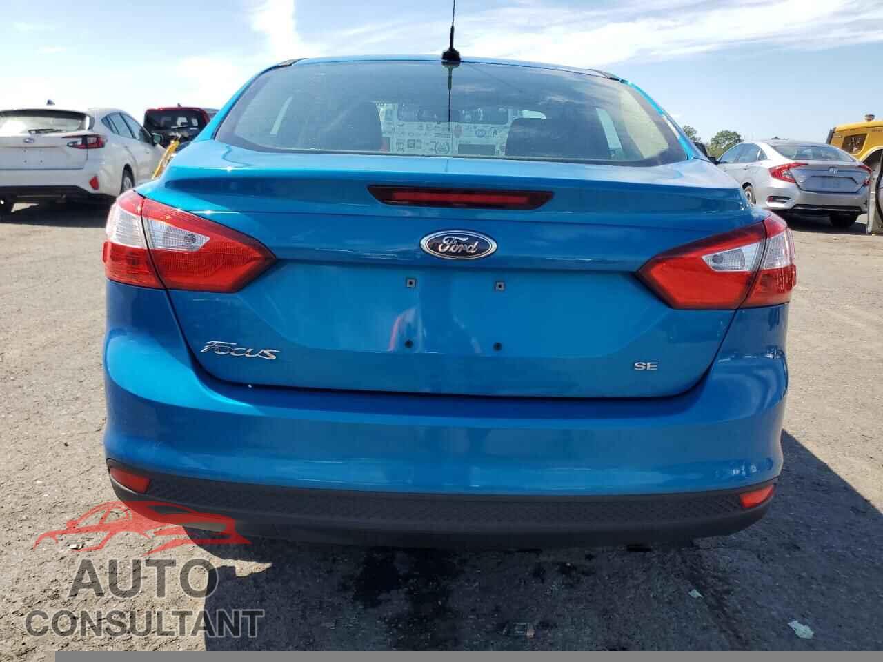 FORD FOCUS 2012 - 1FAHP3F26CL260064