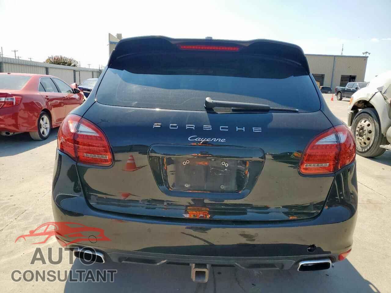 PORSCHE CAYENNE 2012 - WP1AA2A27CLA00317