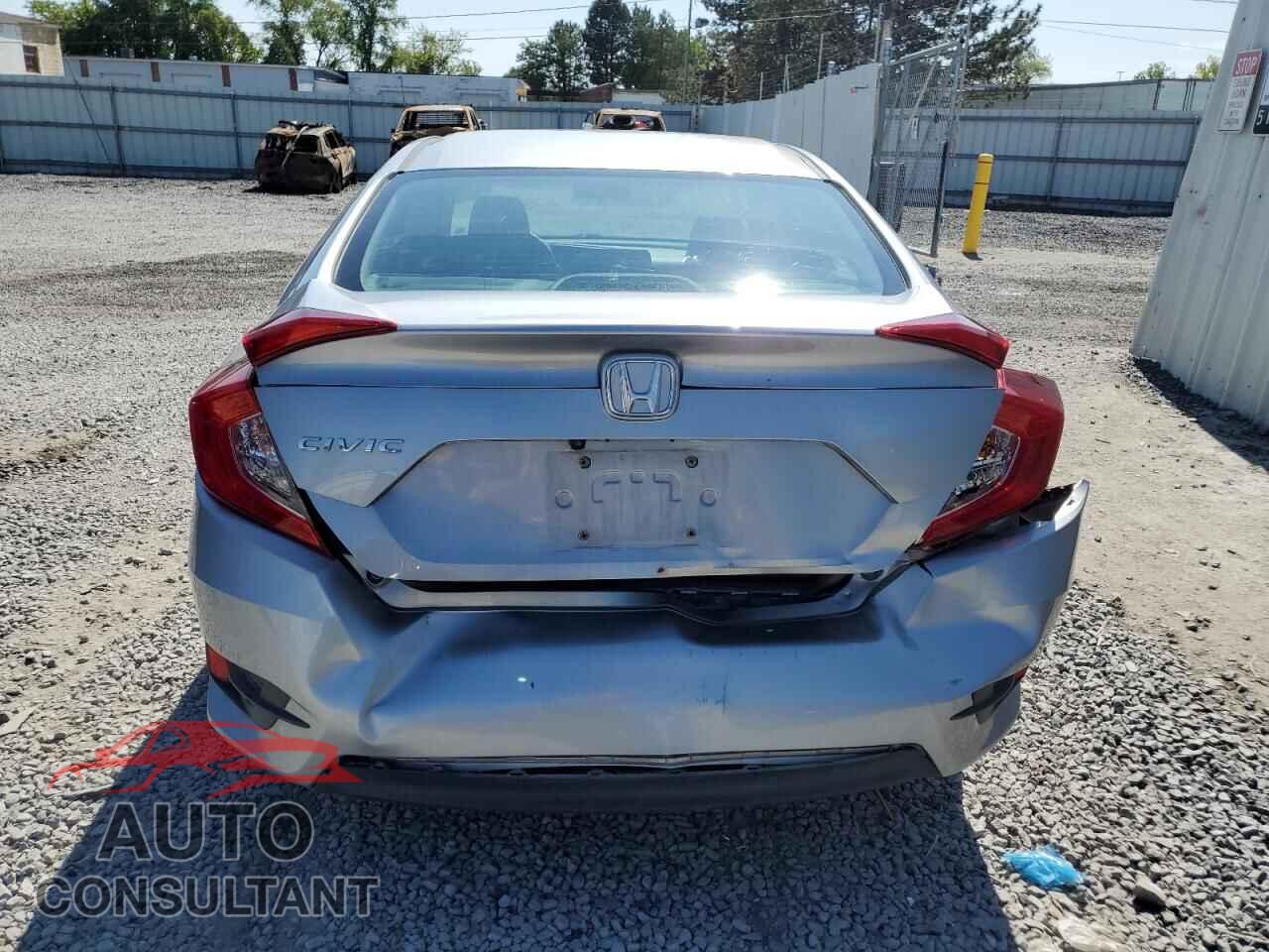 HONDA CIVIC 2018 - 19XFC2E53JE035741