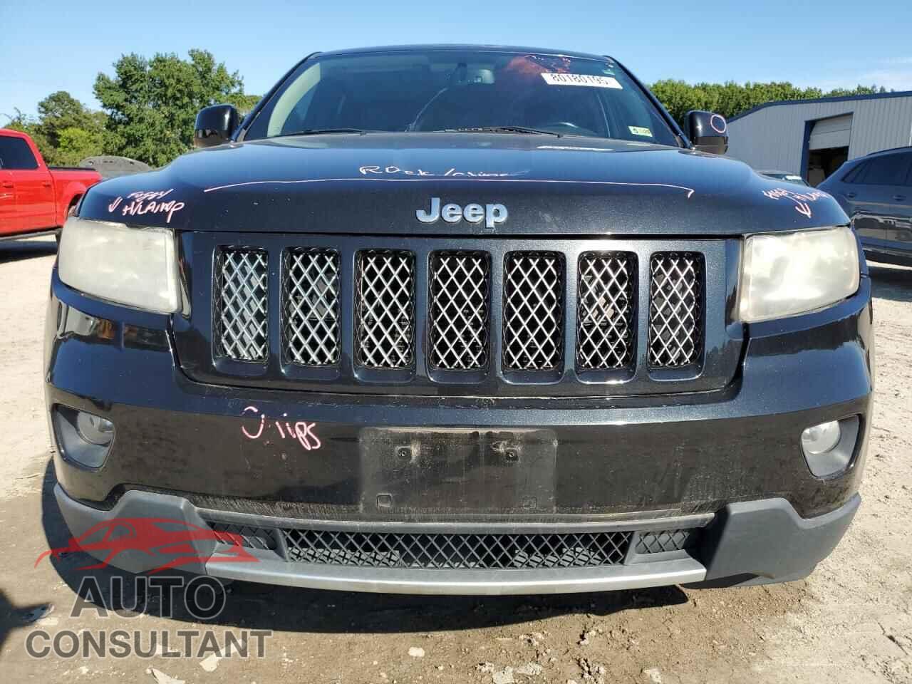 JEEP GRAND CHER 2013 - 1C4RJFAG2DC581234