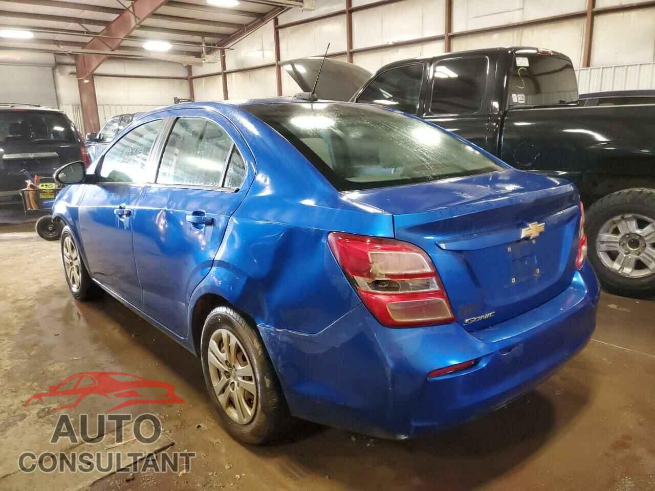 CHEVROLET SONIC 2017 - 1G1JB5SH2H4144600