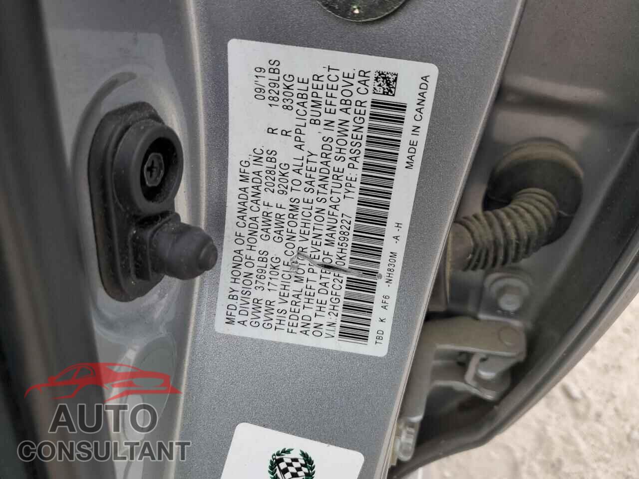 HONDA CIVIC 2019 - 2HGFC2F60KH598227