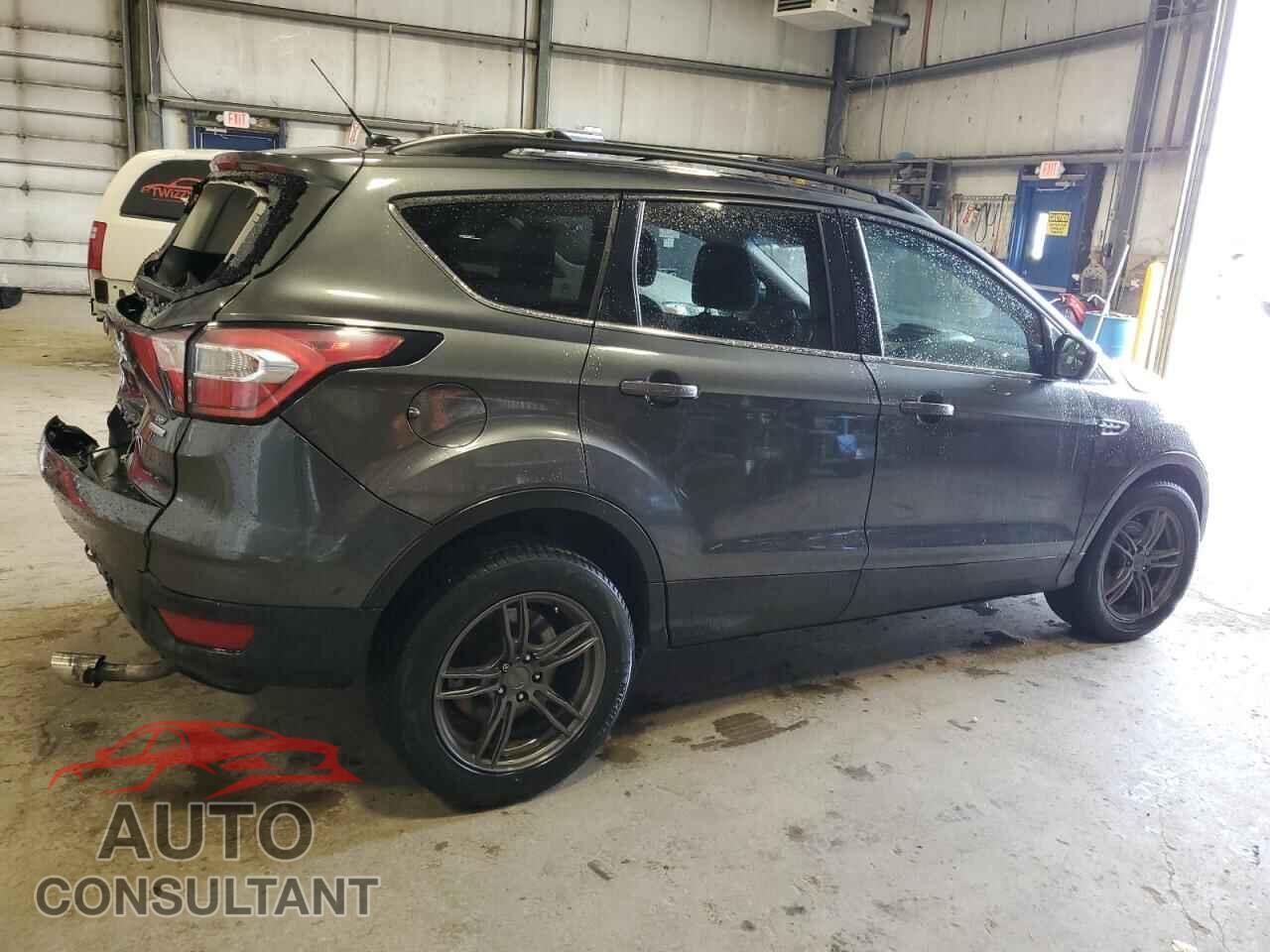 FORD ESCAPE 2017 - 1FMCU0GD1HUC69845