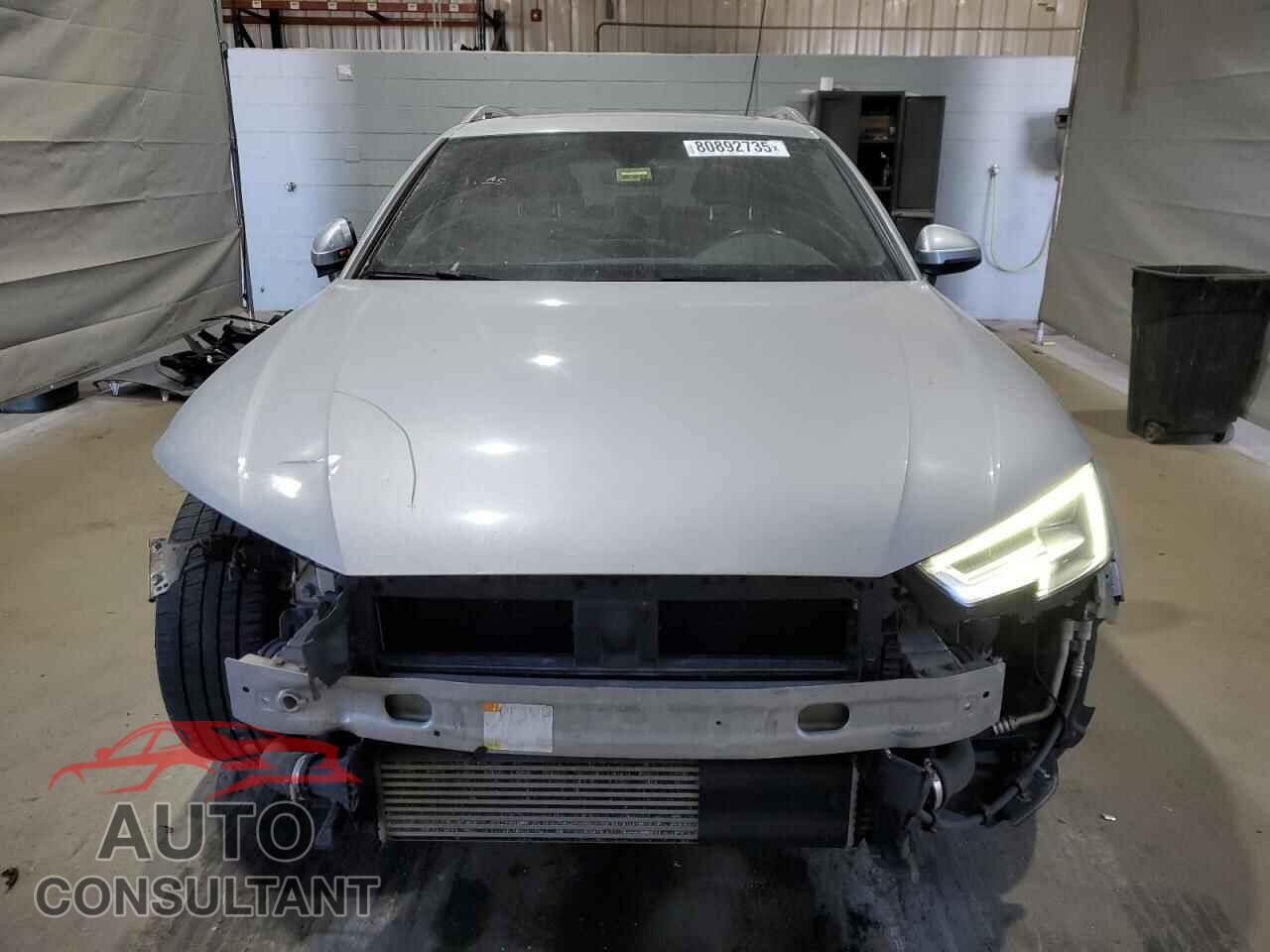 AUDI A4 2017 - WA18NAF41HA182862