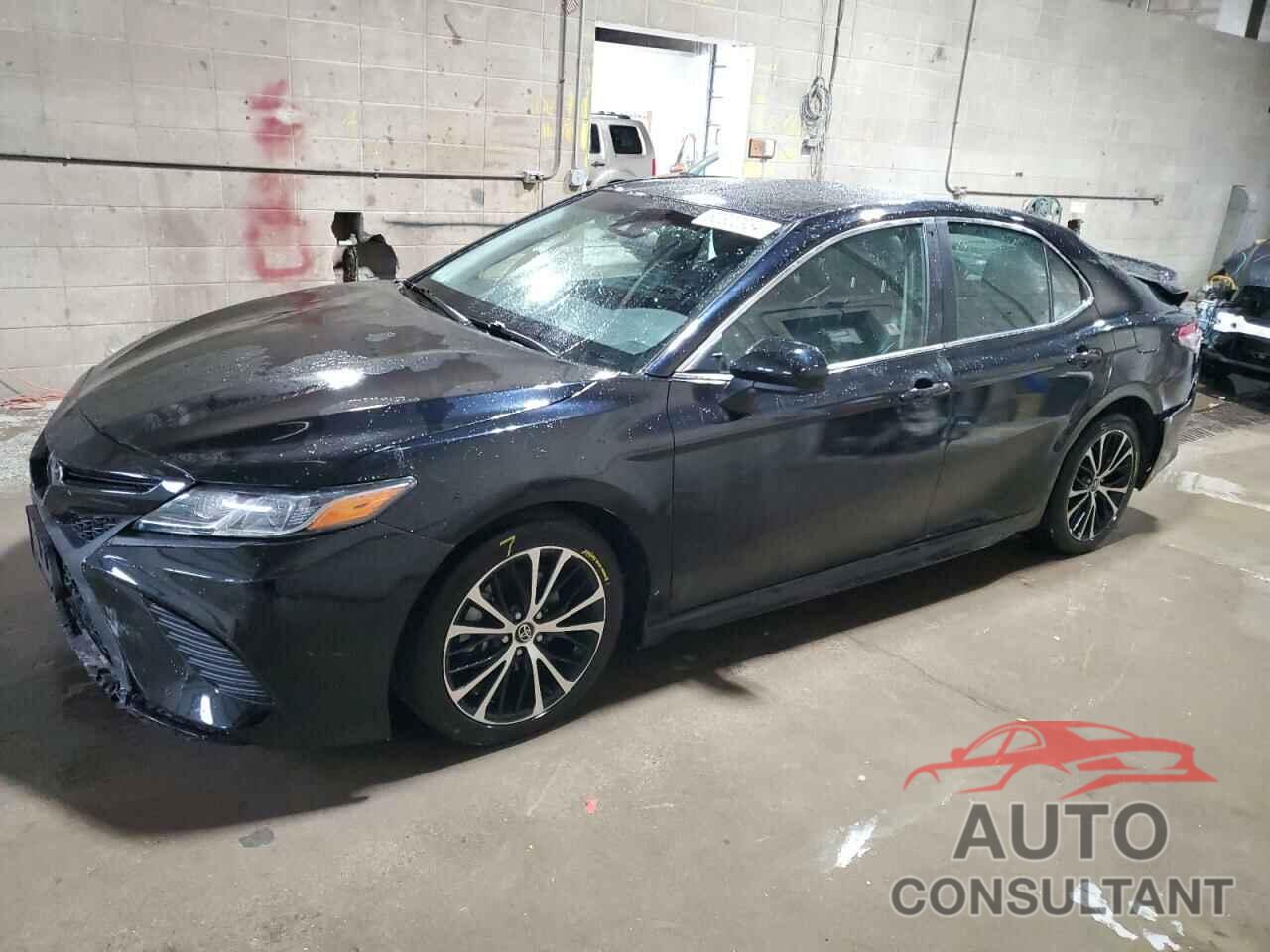 TOYOTA CAMRY 2018 - 4T1B11HK7JU539741