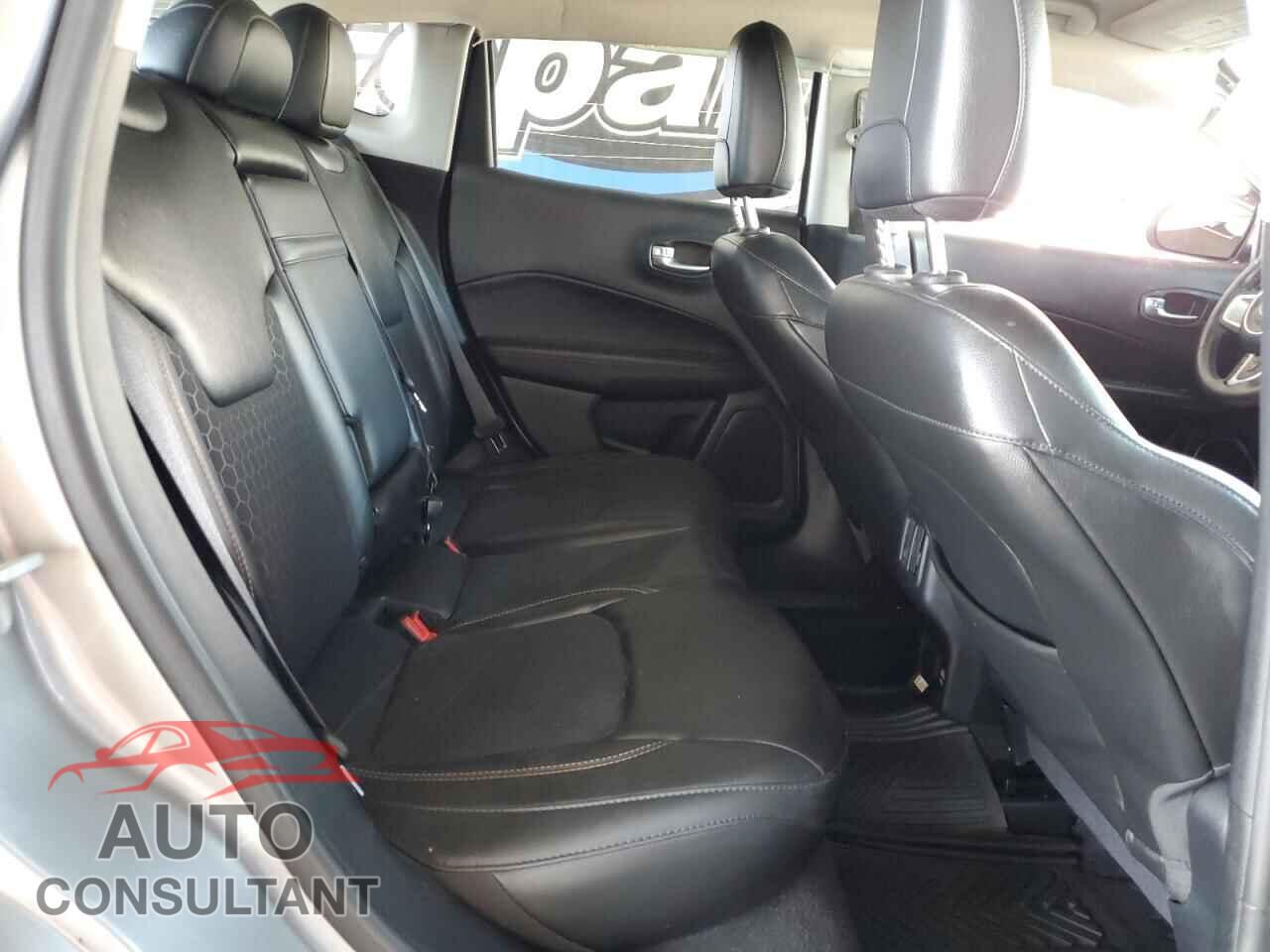 JEEP COMPASS 2011 - 1J4NT1FB5BD228125