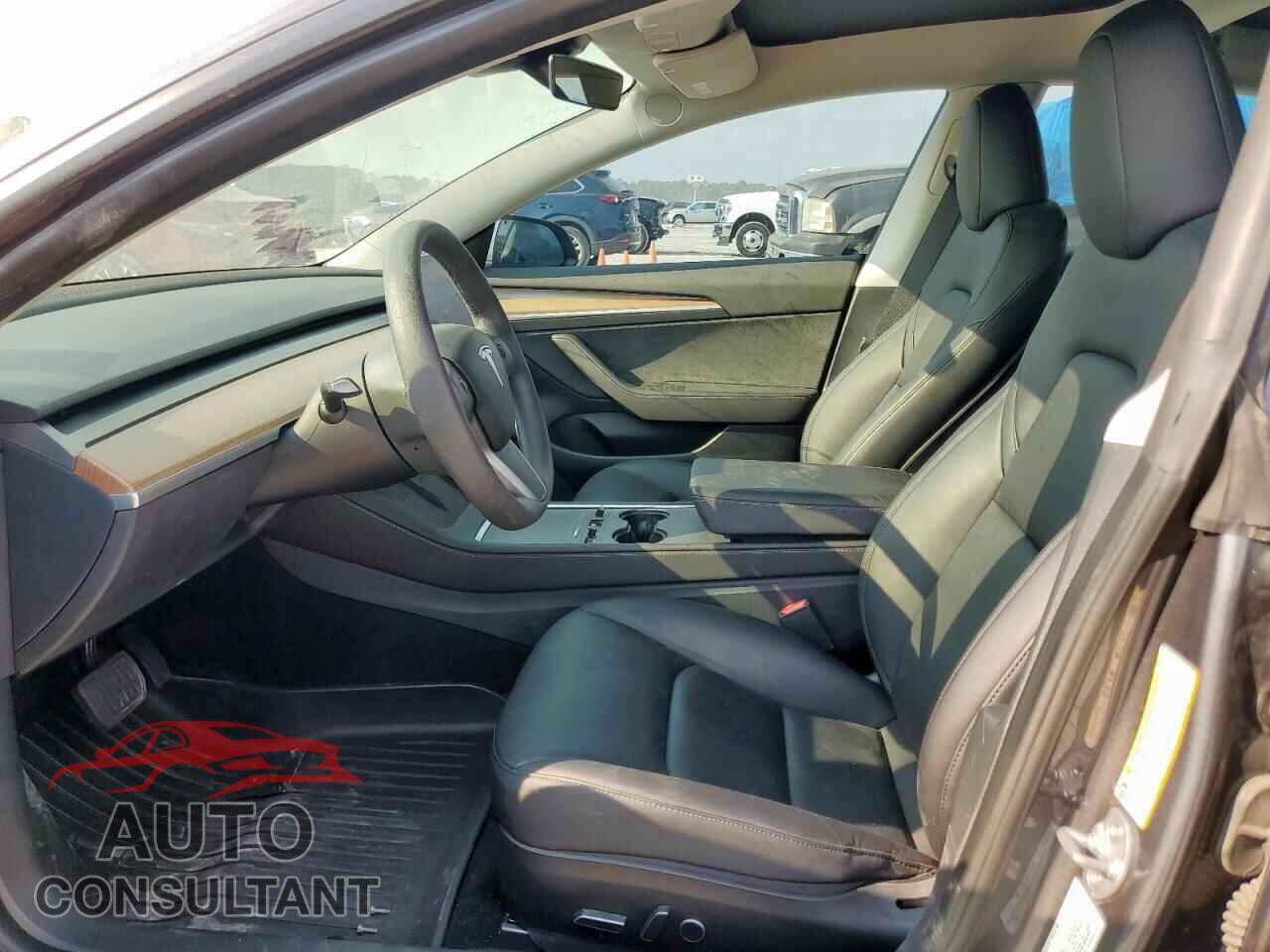 TESLA MODEL 3 2023 - 5YJ3E1EA7PF673031