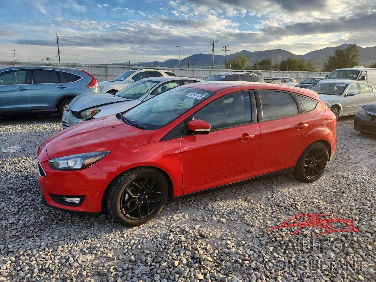 FORD FOCUS 2016 - 1FADP3K29GL328903