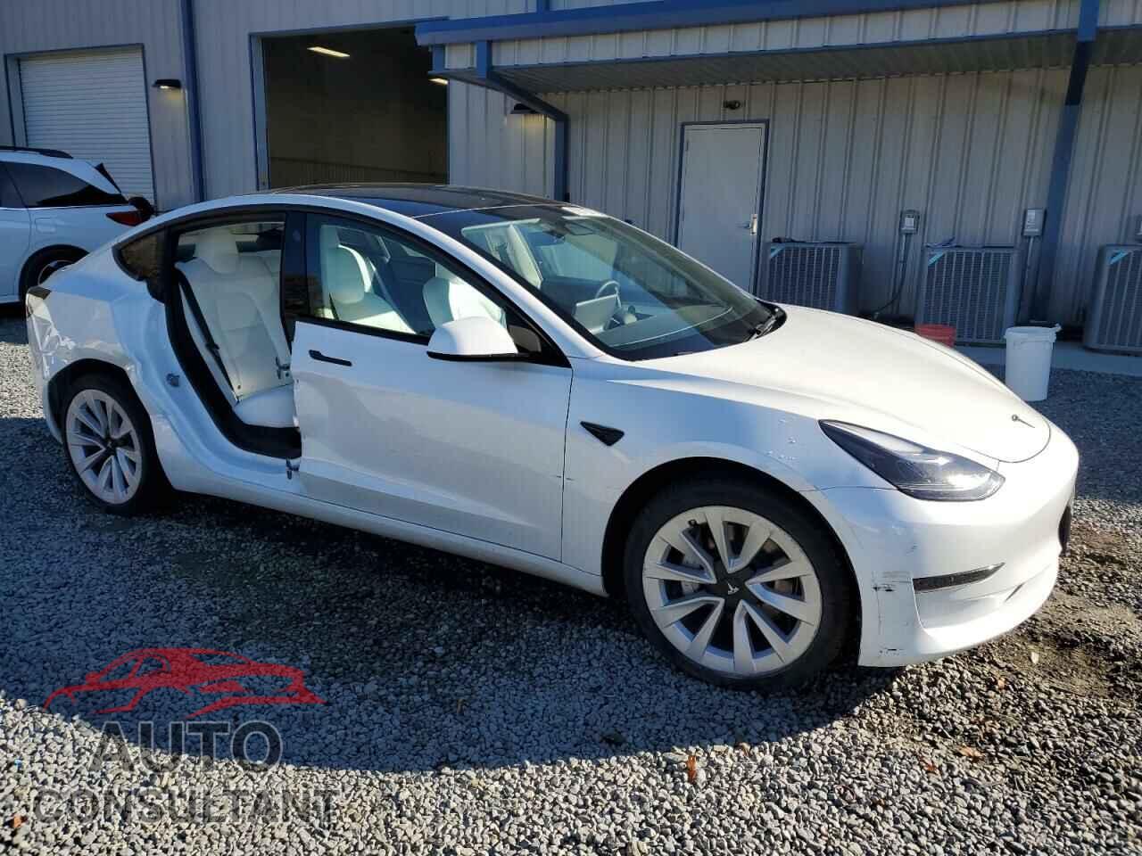 TESLA MODEL 3 2023 - 5YJ3E1EAXPF673282