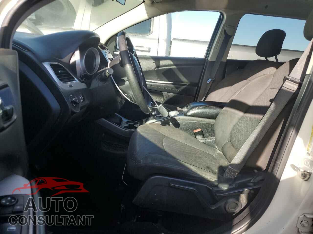 DODGE JOURNEY 2017 - 3C4PDDBG7HT608357