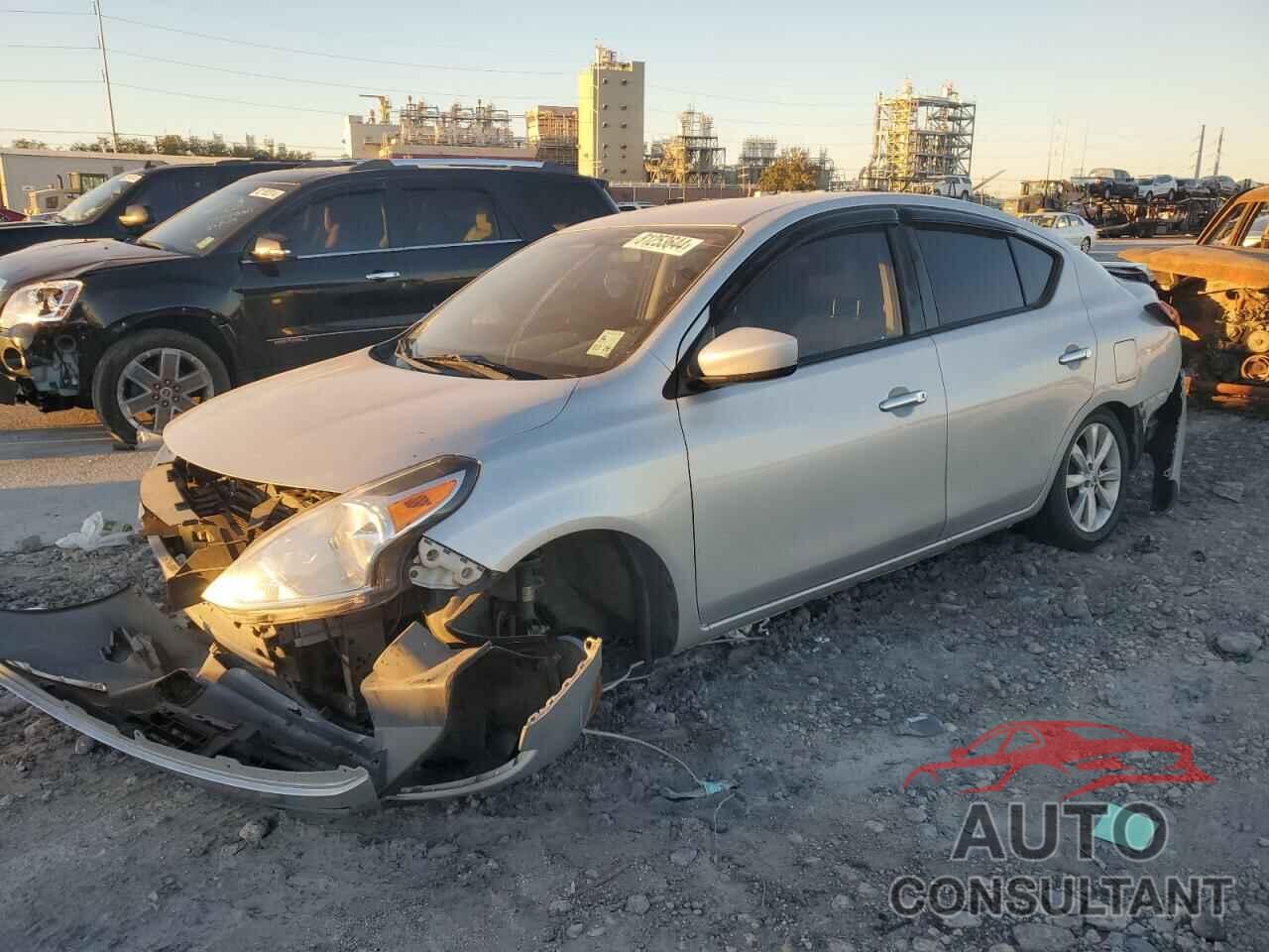 NISSAN VERSA 2019 - 3N1CN7AP6KL847665