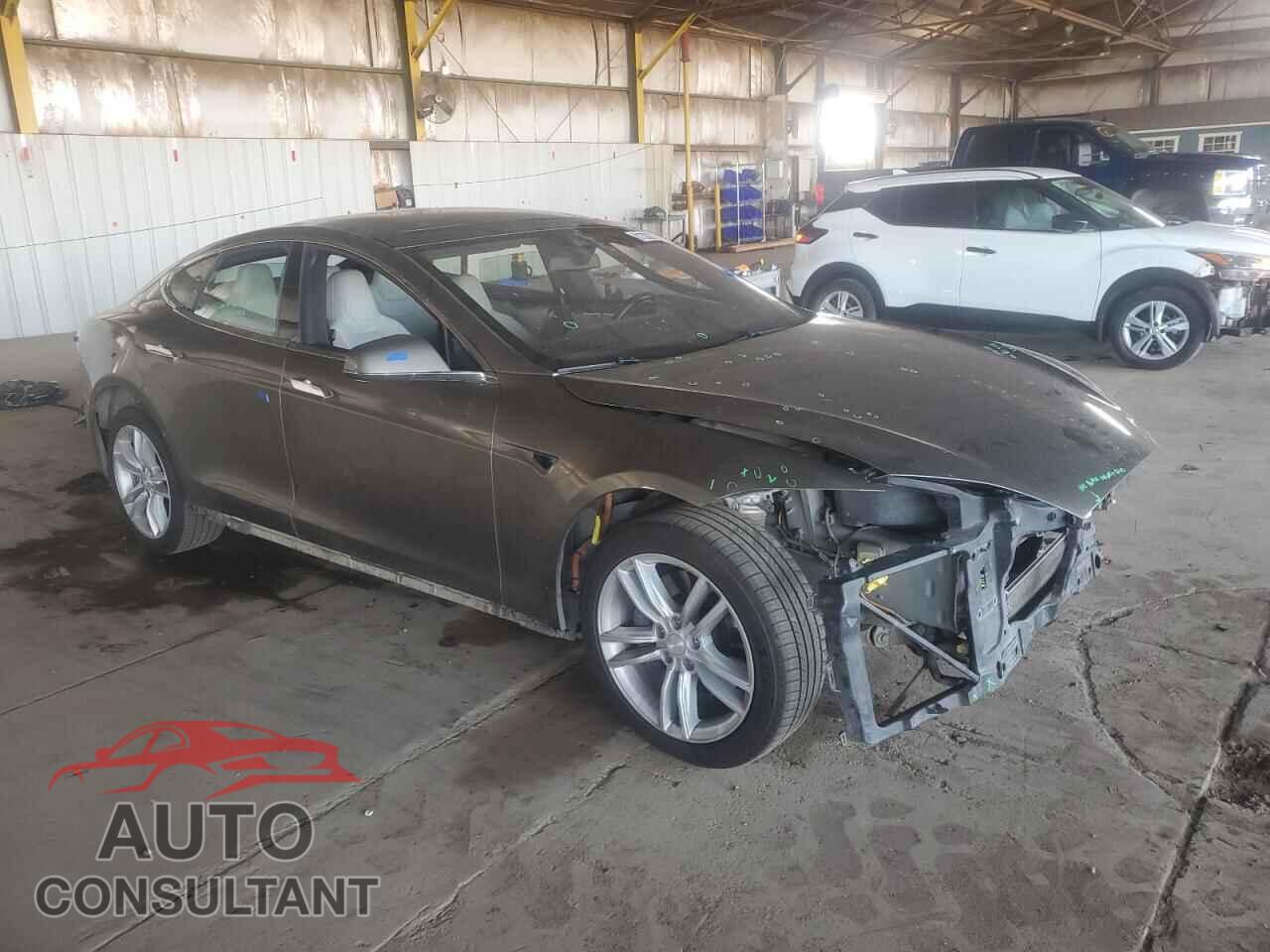 TESLA MODEL S 2015 - 5YJSA1E21FF114167