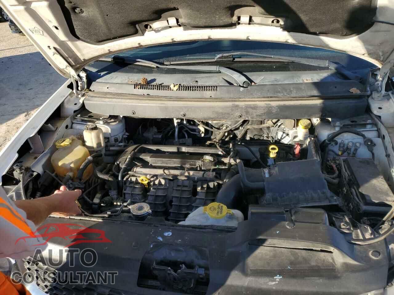 DODGE JOURNEY 2015 - 3C4PDCABXFT697614