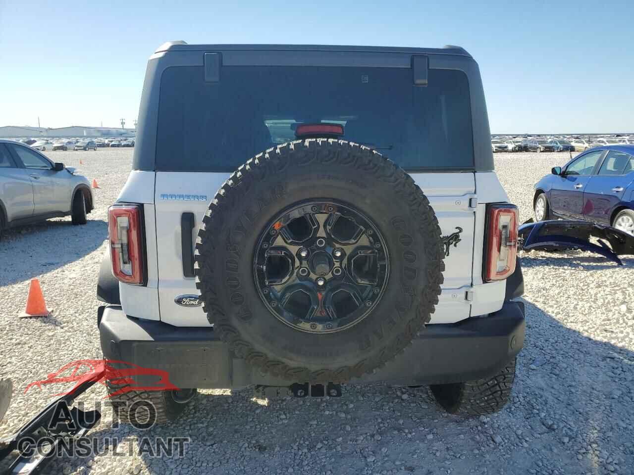 FORD BRONCO 2023 - 1FMEE5DP5PLB67101