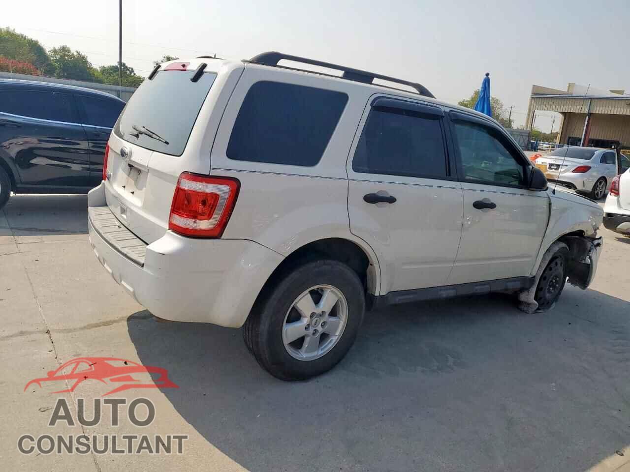 FORD ESCAPE 2011 - 1FMCU9D73BKB19970